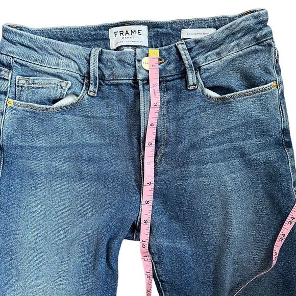 FRAME Le Crop Mini Boot Cut Jeans | Medium Wash Elmont | Size 26 - Picture 5 of 10